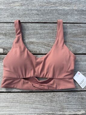 Lululemon Nulu Twist-Front Scoopneck Bra Red Clay Size SMALL NWT Yoga
